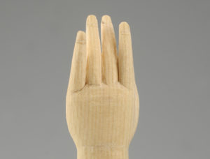 仏手（開き） | 木彫り広場